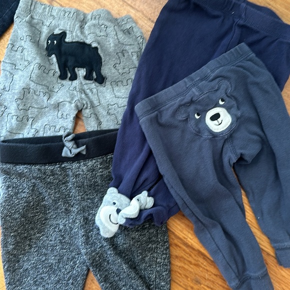 Carters baby boy lot-9 months, free book or free muslin blanket with purchase - Picture 4 of 6